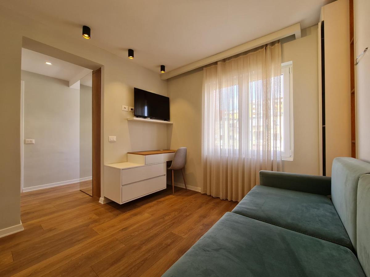 Adore - Modern Studio Tirana Exterior photo